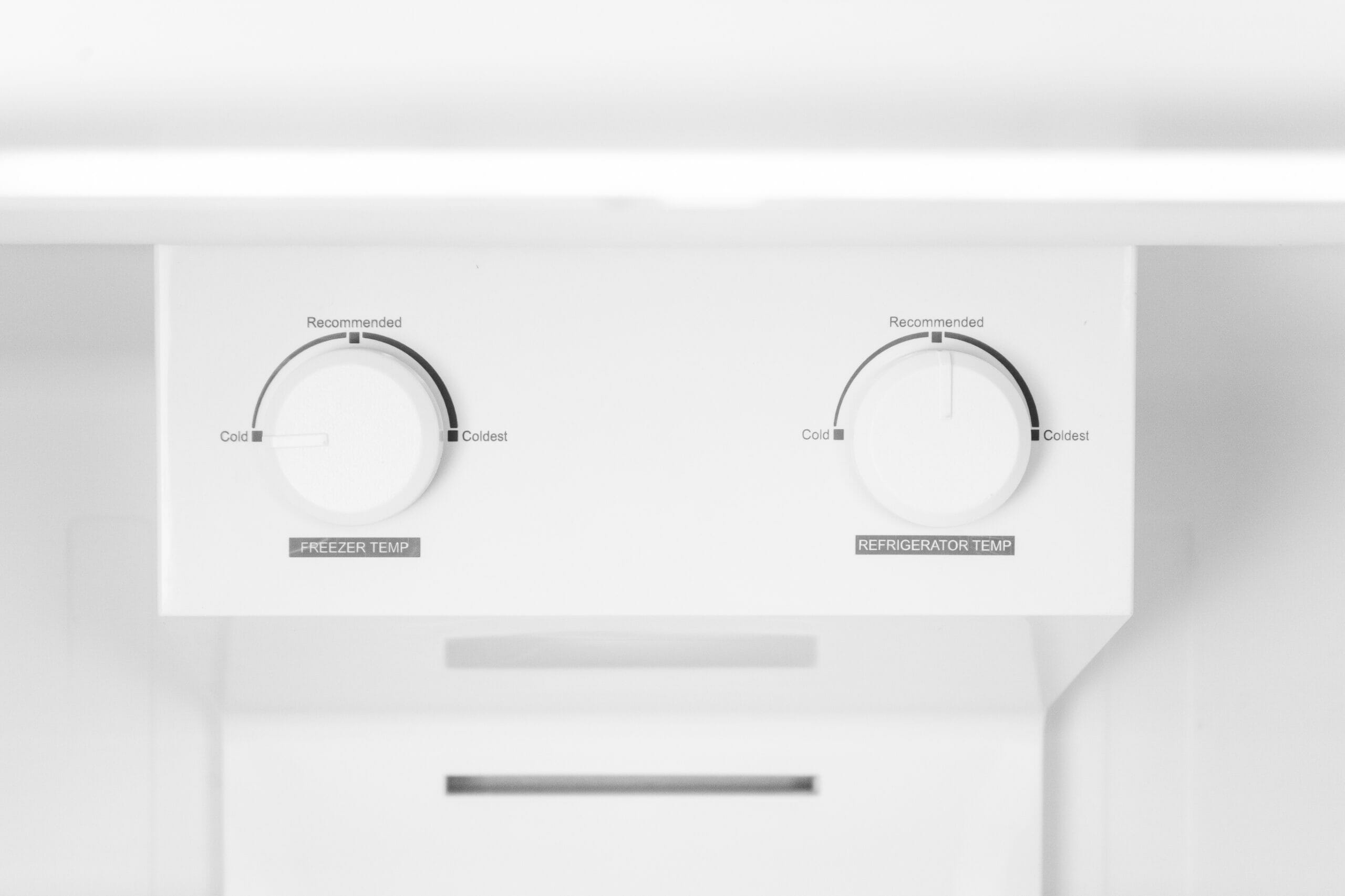 Danby 14.2 cu. ft. Apartment Size Fridge Top Mount in Stainless Steel